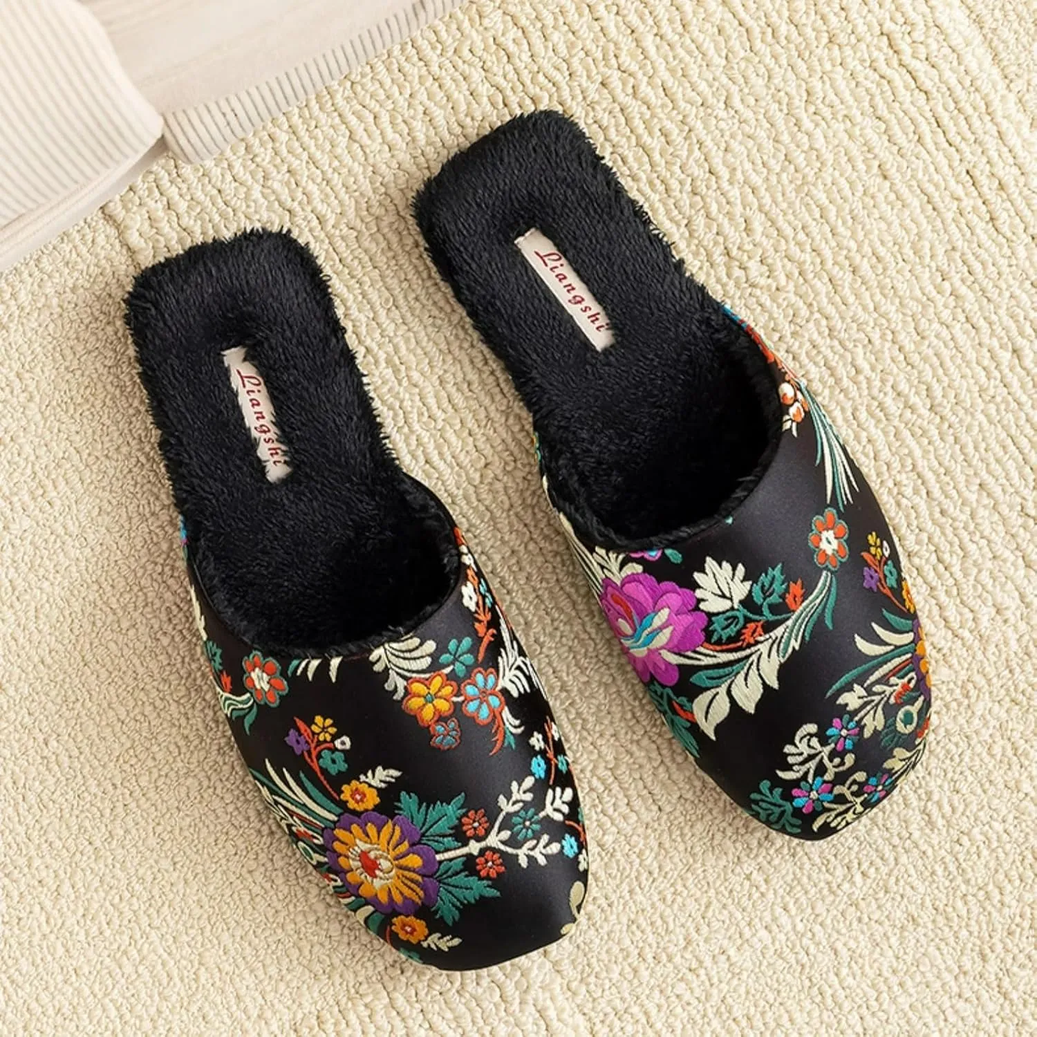 Silk Embroidered Slippers Women Retro Brocade Upper Mesh and Fuzzy Lining Anti-Slip Soles Indoor Slippers