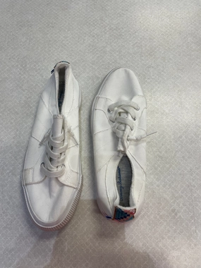Sport Fusion vibration damping Shoes Sneakers By Tommy Bahama In White, Size: 10