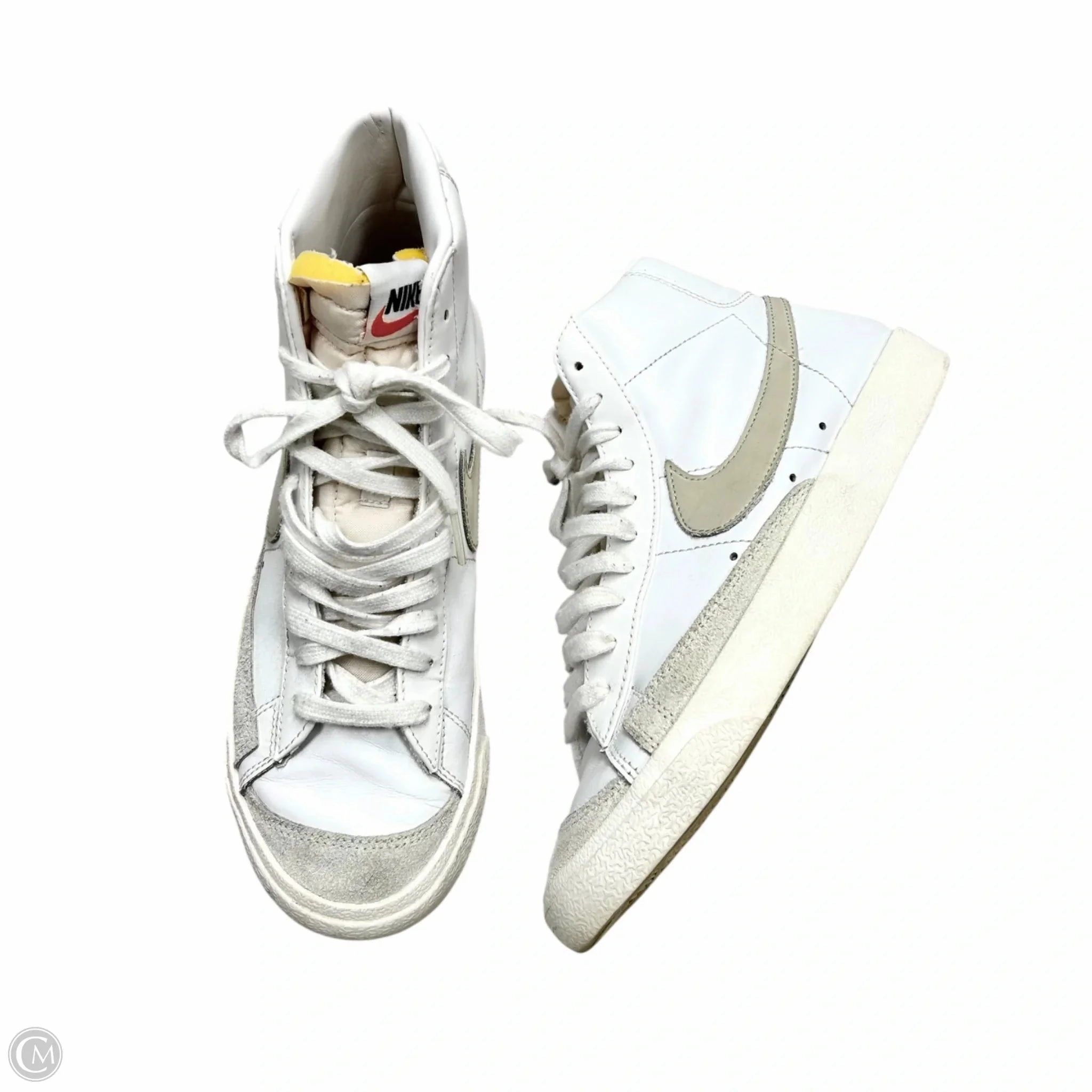 Energy Flow Impact Resistant Heel Cup Shoes Sneakers By Nike In Cream & White, Size: 10