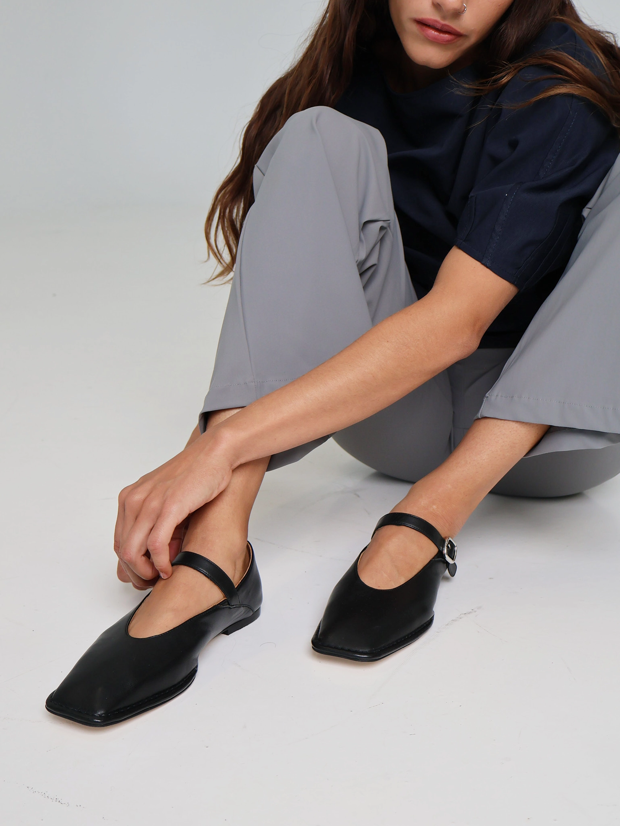 Main Street Padded Tongue Osuna Black Ballerina