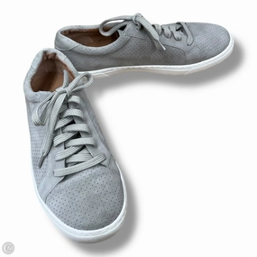 Impact Support Perfect Grip Shoes Sneakers By Caslon In Grey & White, Size: 8