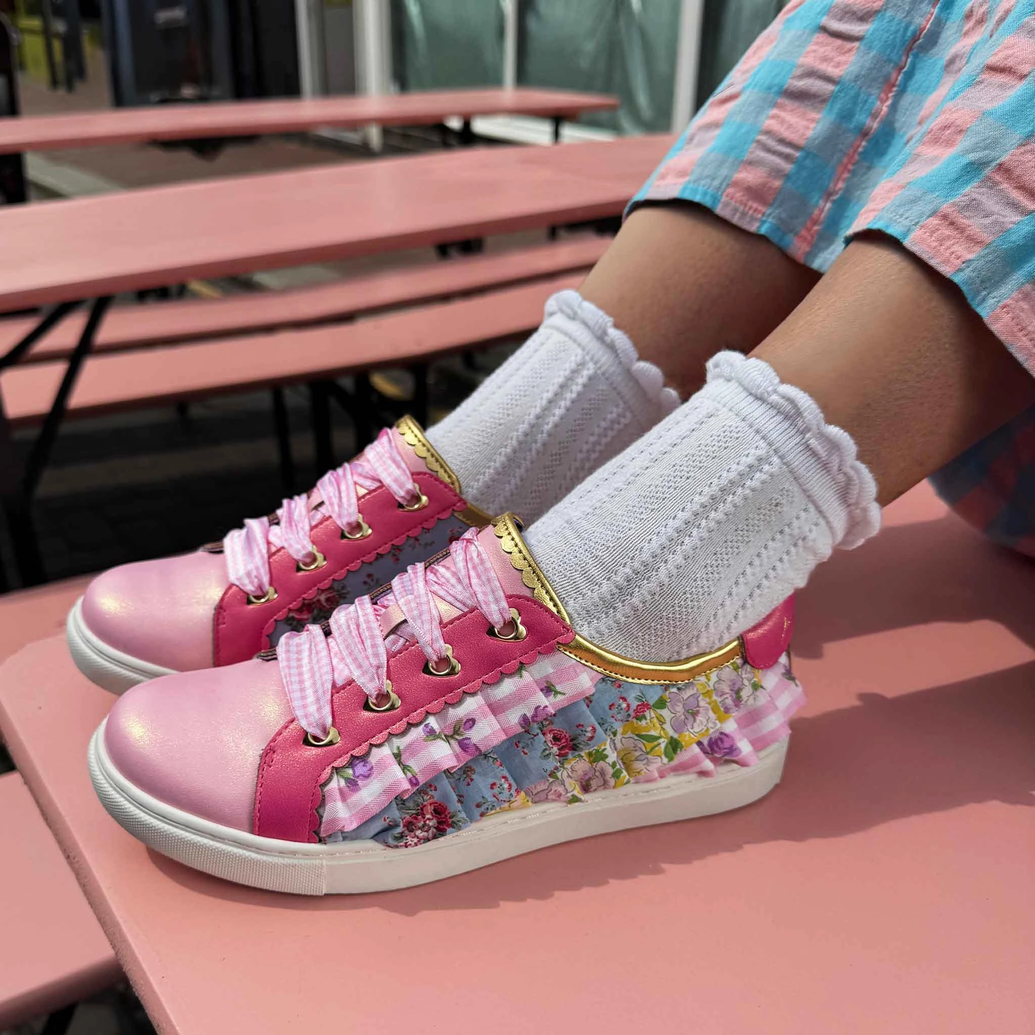 Hot Like Honey Multi-Sport Design