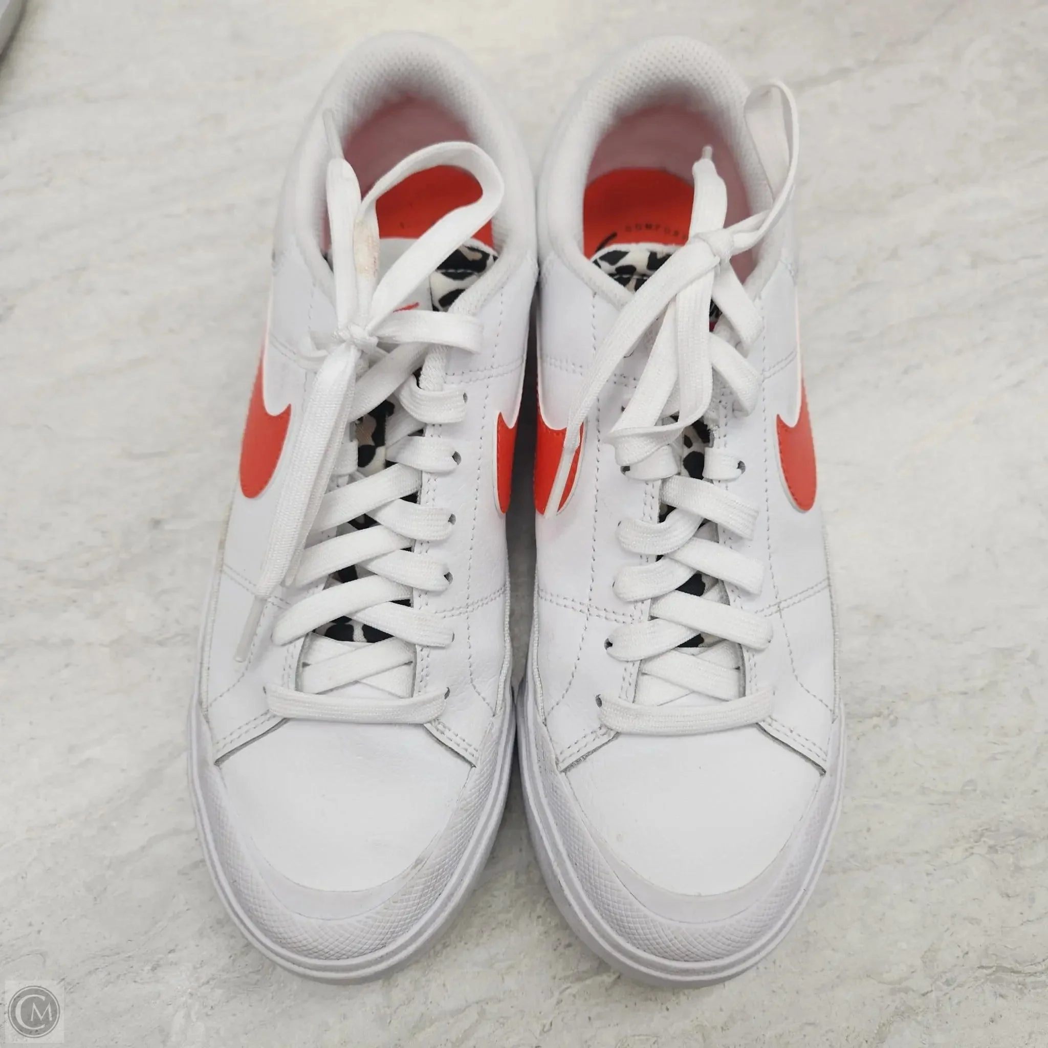 Unstructured Look Shoes Sneakers By Nike In Orange & White, Size: 7.5
