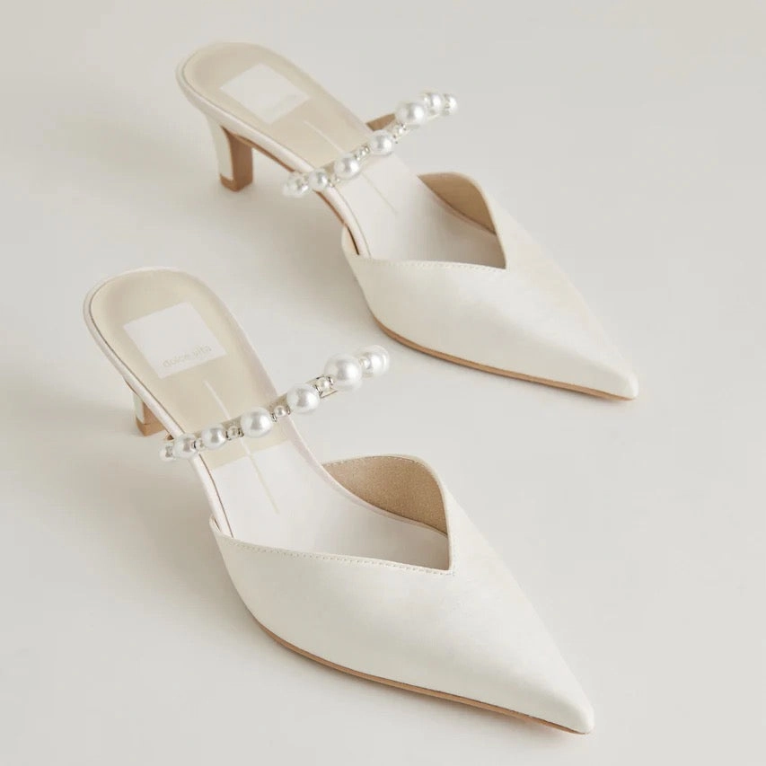 Kanika in Pearl color - scheme