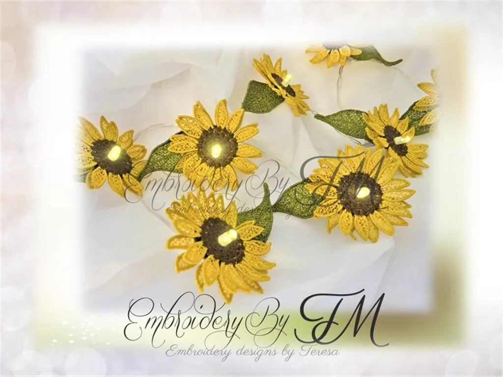 Sunflowers Lights  / 4x4 hoop