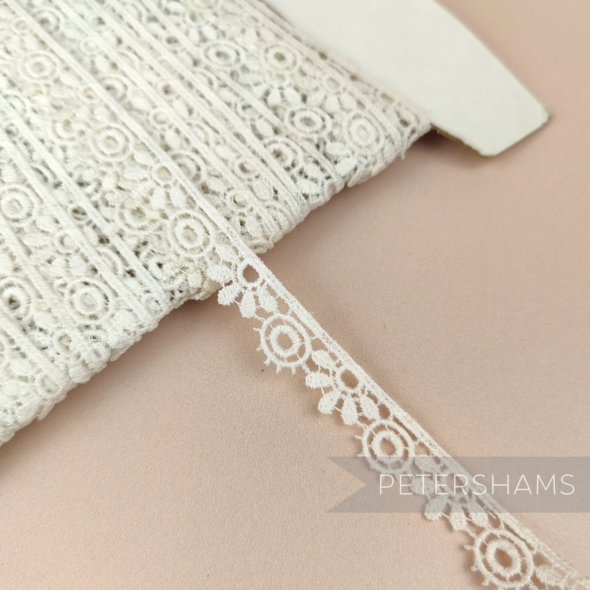 Sunshine Daisy 12mm Vintage 1950/60s Ivory Guipure Lace - 1m