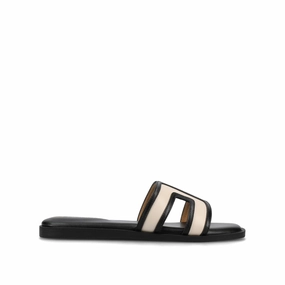 PRIMAH FLAT SANDALS Beach-ready Footwear