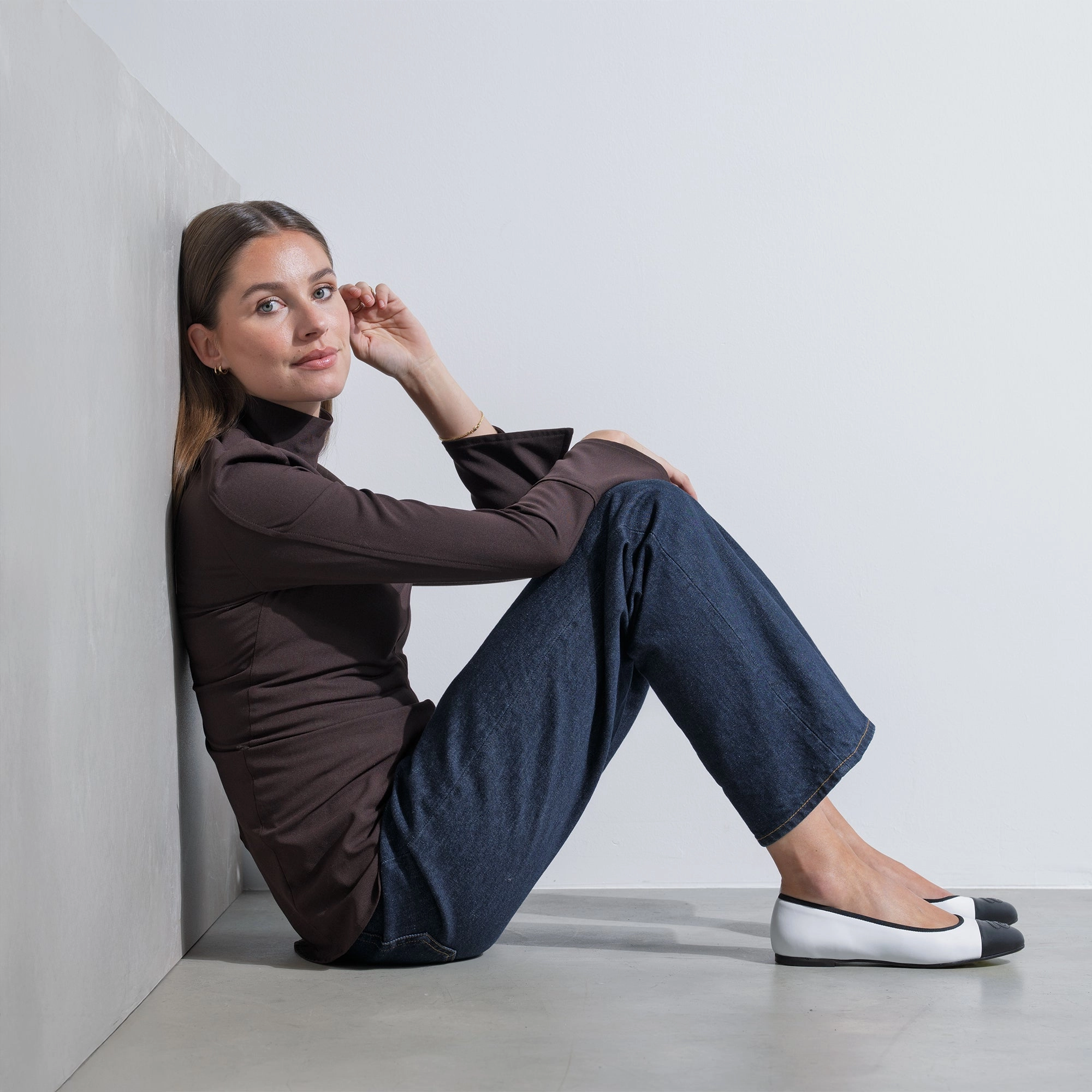 Iconic Piece Vendo?me Ynes white calfskin leather ballerinas