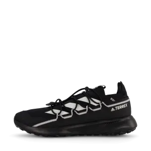 Terrex Voyager 21 Travel Shoes Core Black / Chalk White / Grey Two