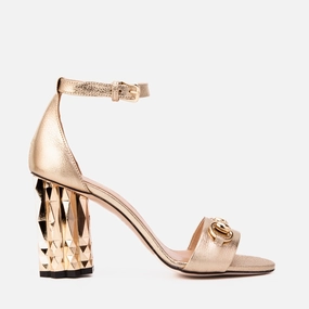 The Avlonya Block Heel Gold Leather Ankle Strap Women Sandal Sandal Pads Summer Vibe