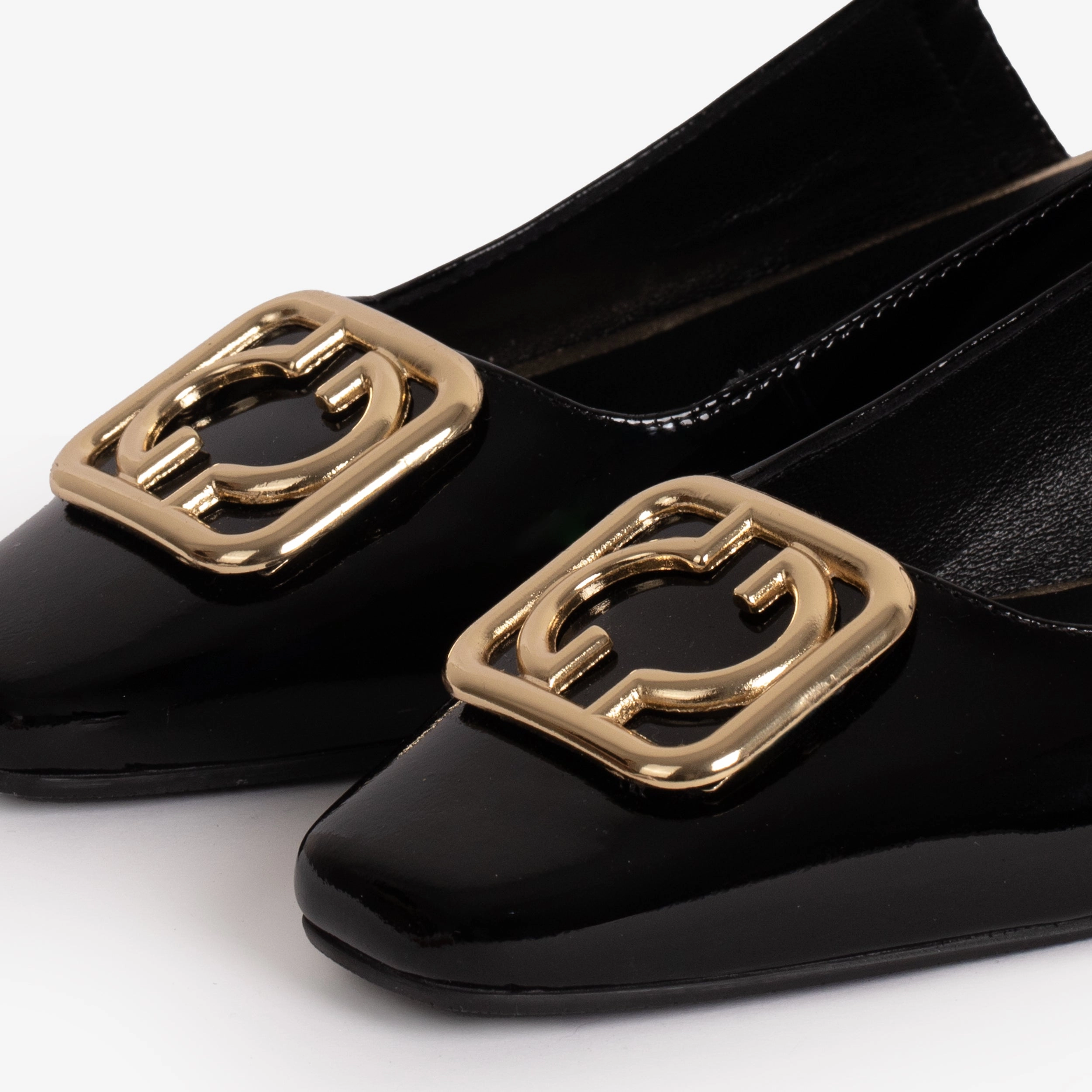 The Rosalinda Black Leather Women Flat Slingback Shoe Elastic Band
