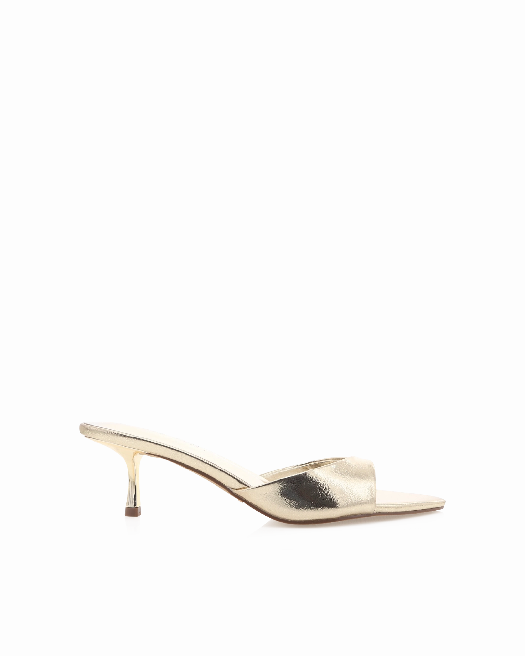 Closet Core Coastal vibe RUNA - GOLD METALLIC