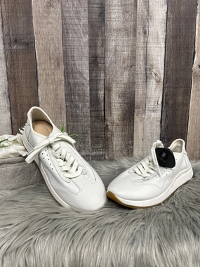 Streetwear Style Shoes Sneakers By Clarks  Size: 7.5