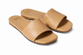 Comfy Sandals for Travel Summer Vacation Shoes HONEYBIRD - Beach
