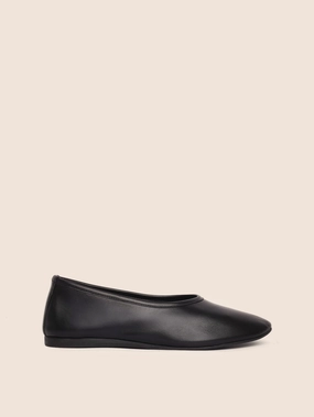 Trofa Black Leather Ballerina Coral Hue