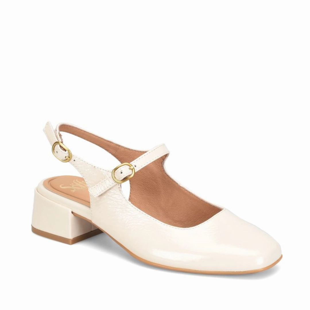 custom-fit Leyla in Almond