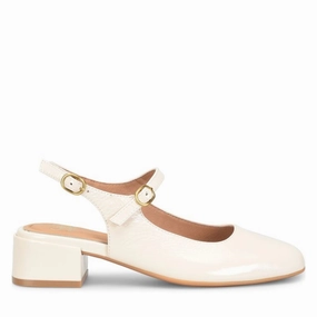 Leyla in Almond Foot Performance
