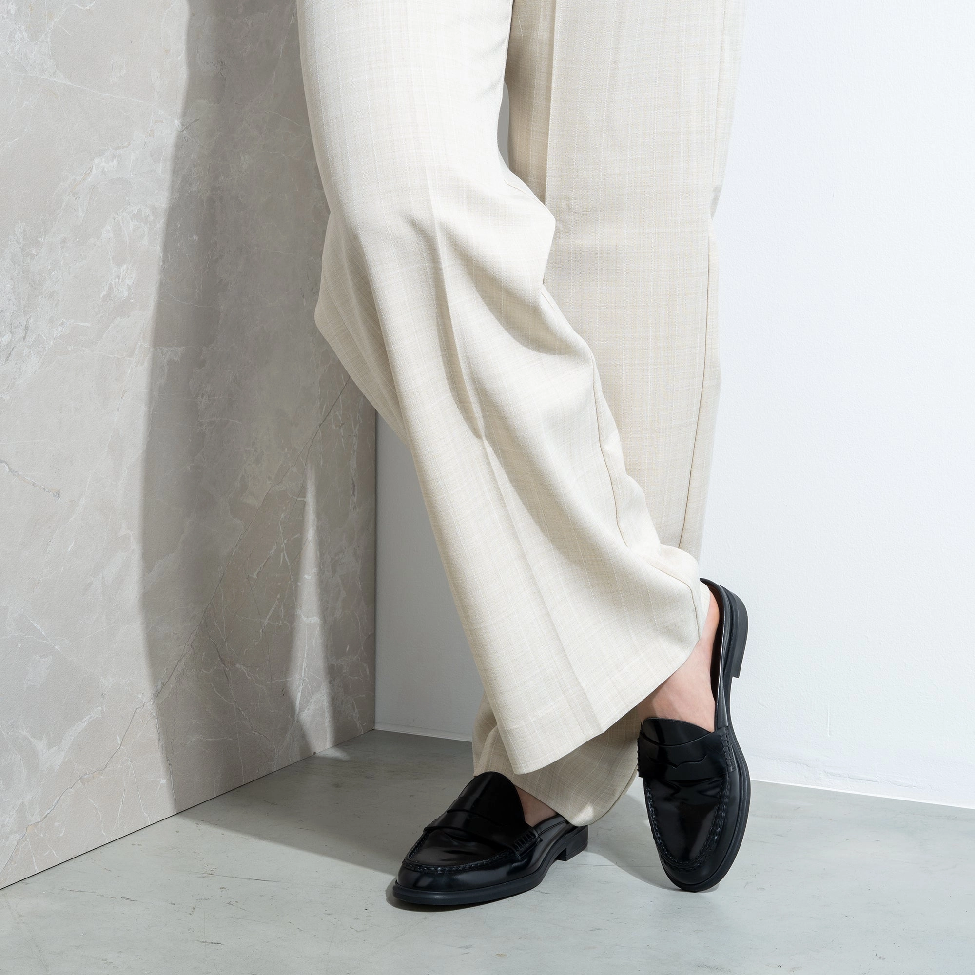 Natural Motion Flex Vend?me Blandine black spazzolato leather mules