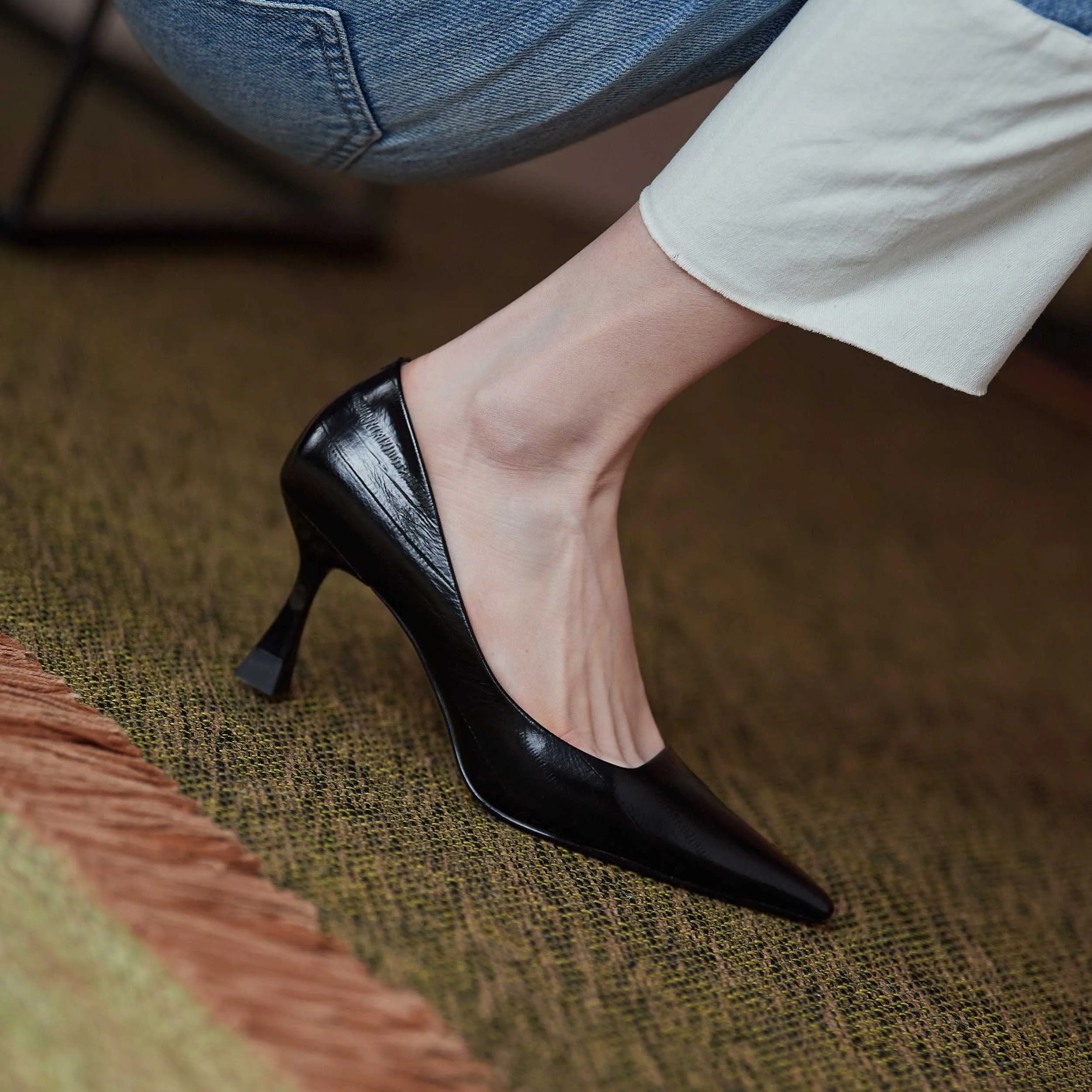 USS Shoes Begonia Women's Leather Pointed Toe Pumps