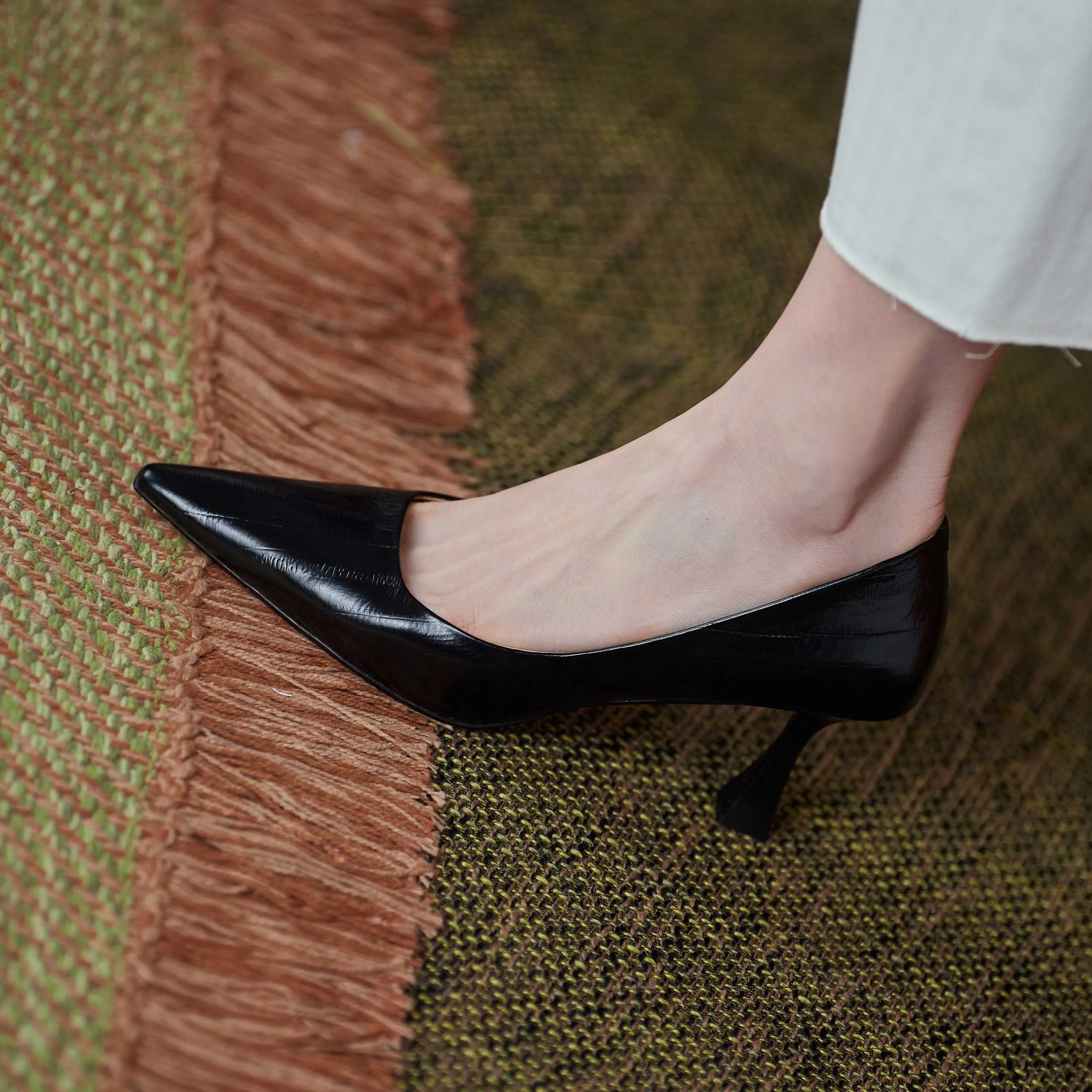 USS Shoes Begonia Women's Leather Pointed Toe Pumps