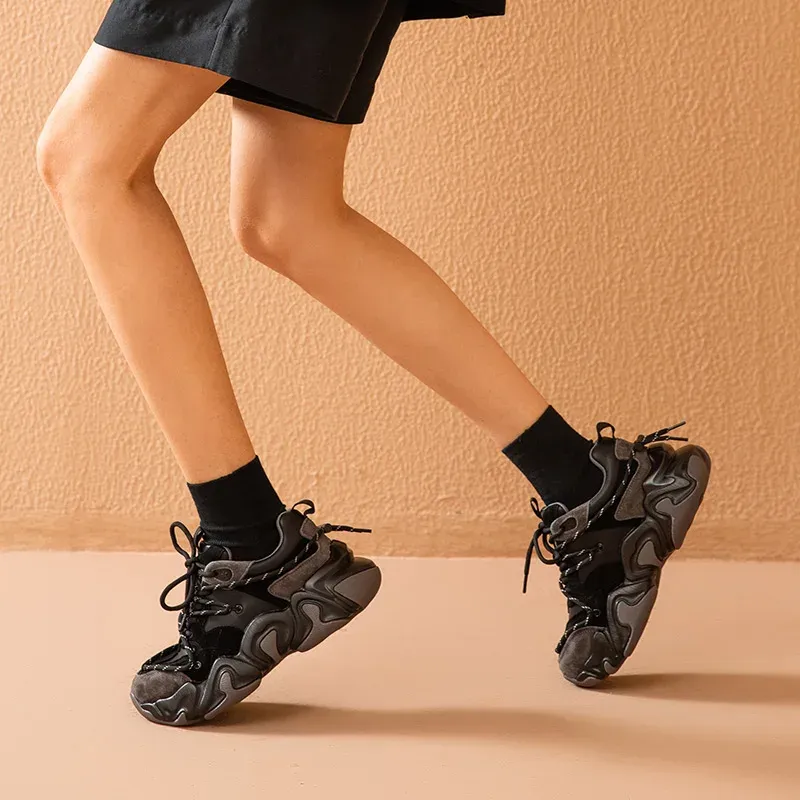 USS Shoes Godoy Women's Synthetic Leather Platform Sneaker
