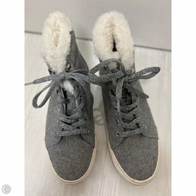 Light Mesh Drive Motion Shoes Sneakers By Old Navy In Grey, Size: 7