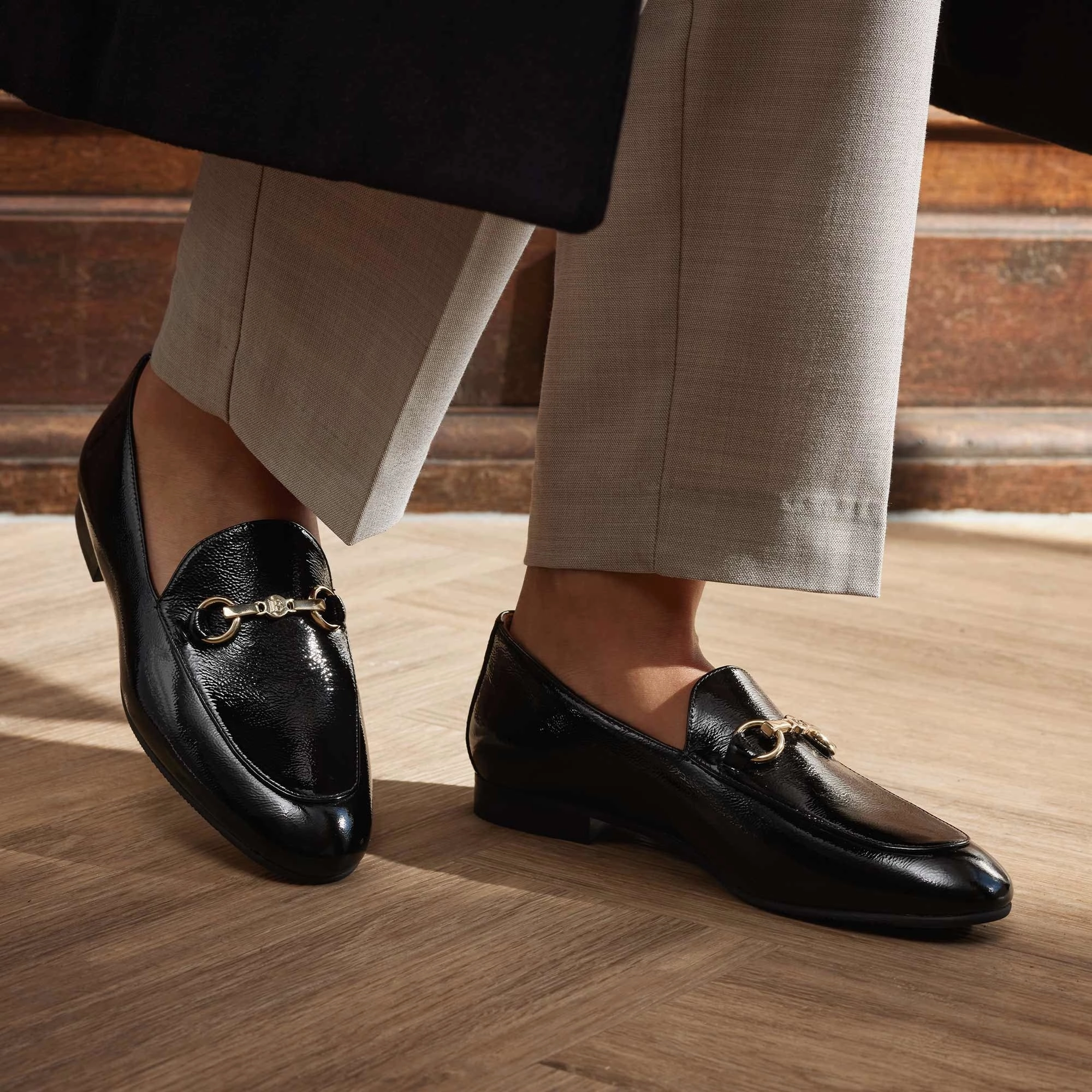 Eco Friendly Synthetic Upper Breathable piece Vend?me Fleur black calfskin patent leather loafers
