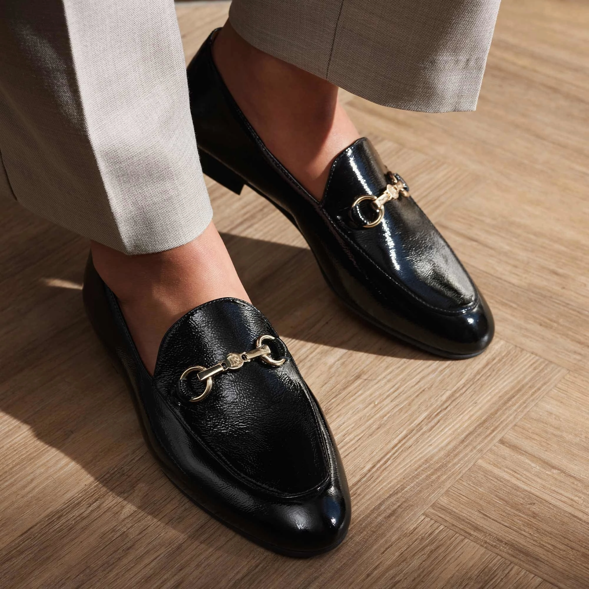 heaviest Anti Static Finish Vend?me Fleur black calfskin patent leather loafers