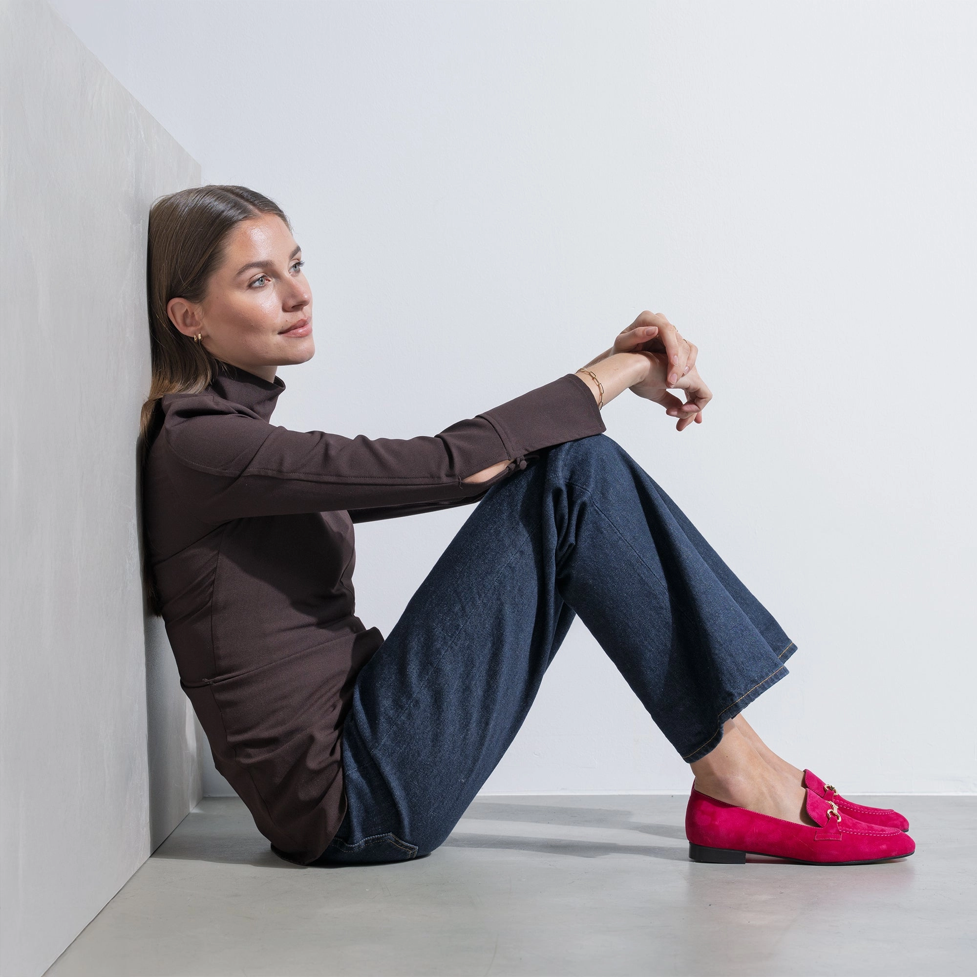 Vend?me Fleur fuchsia suede loafers Adjustable Fastening