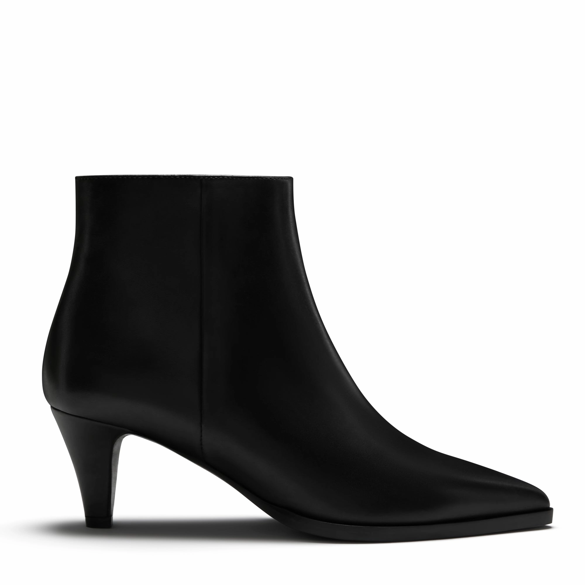 Vend?me Lola black calfskin leather boots elegant user