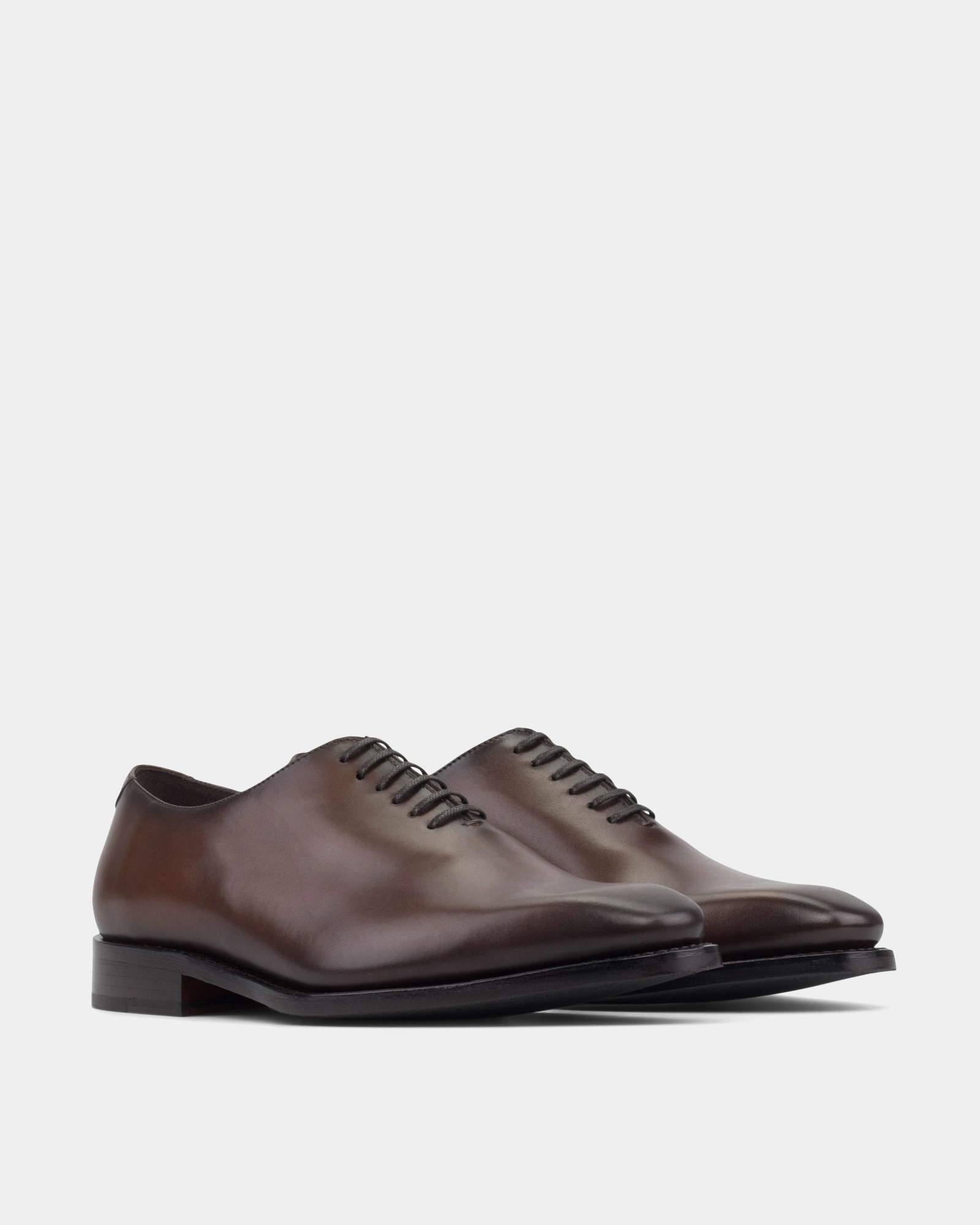 Vincent Brown Wholecut in 722 Destination Wedding Basic Comfort