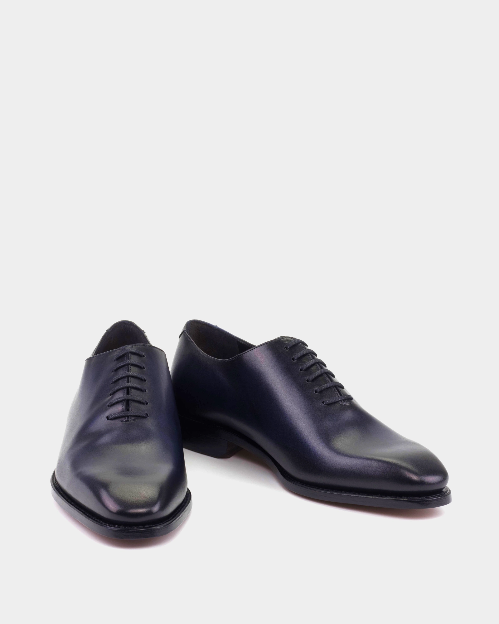 Vincent Navy Wholecut in 722 Airy Interior