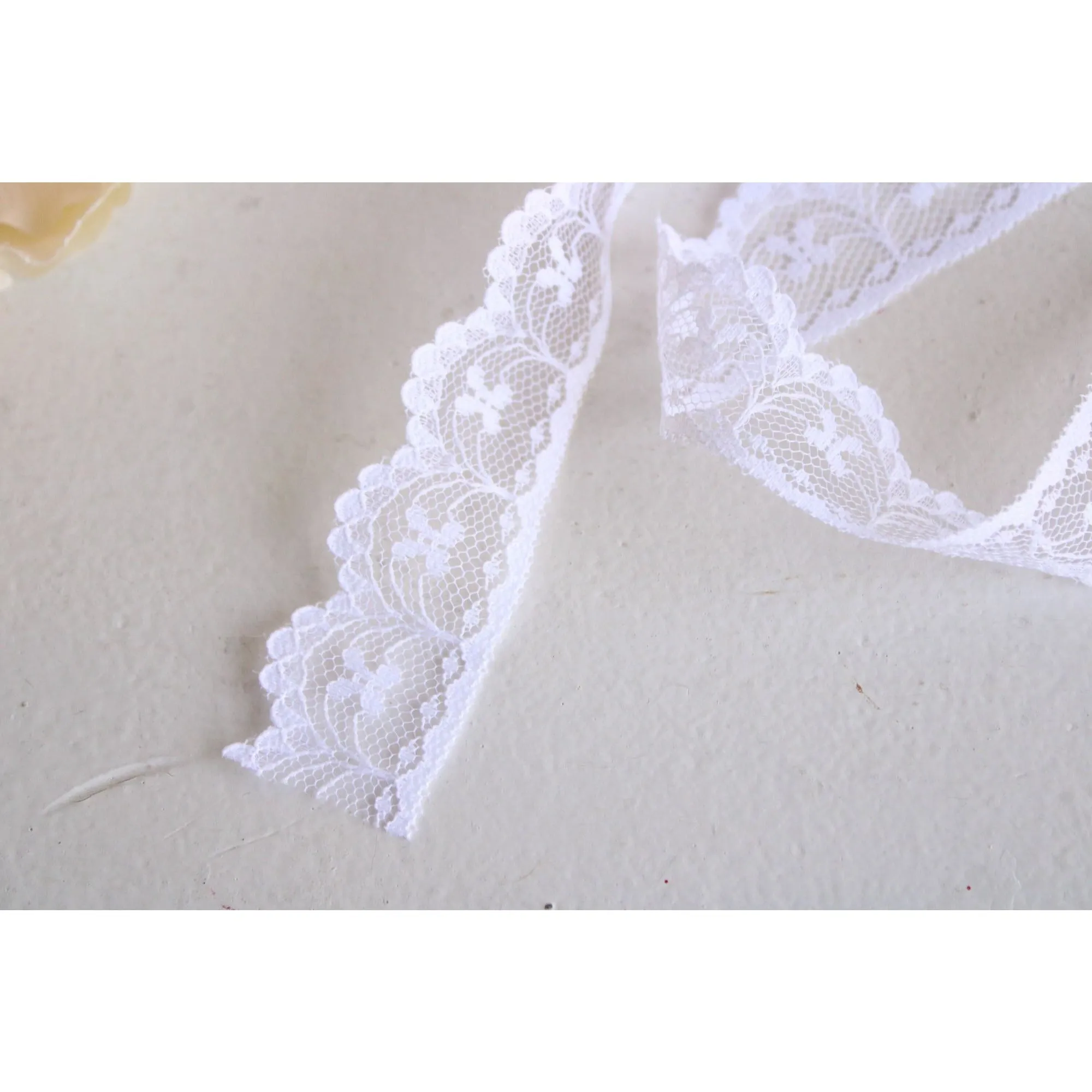 Vintage White Lace Trim, 3 Yards, 1.25" wide, Nylon