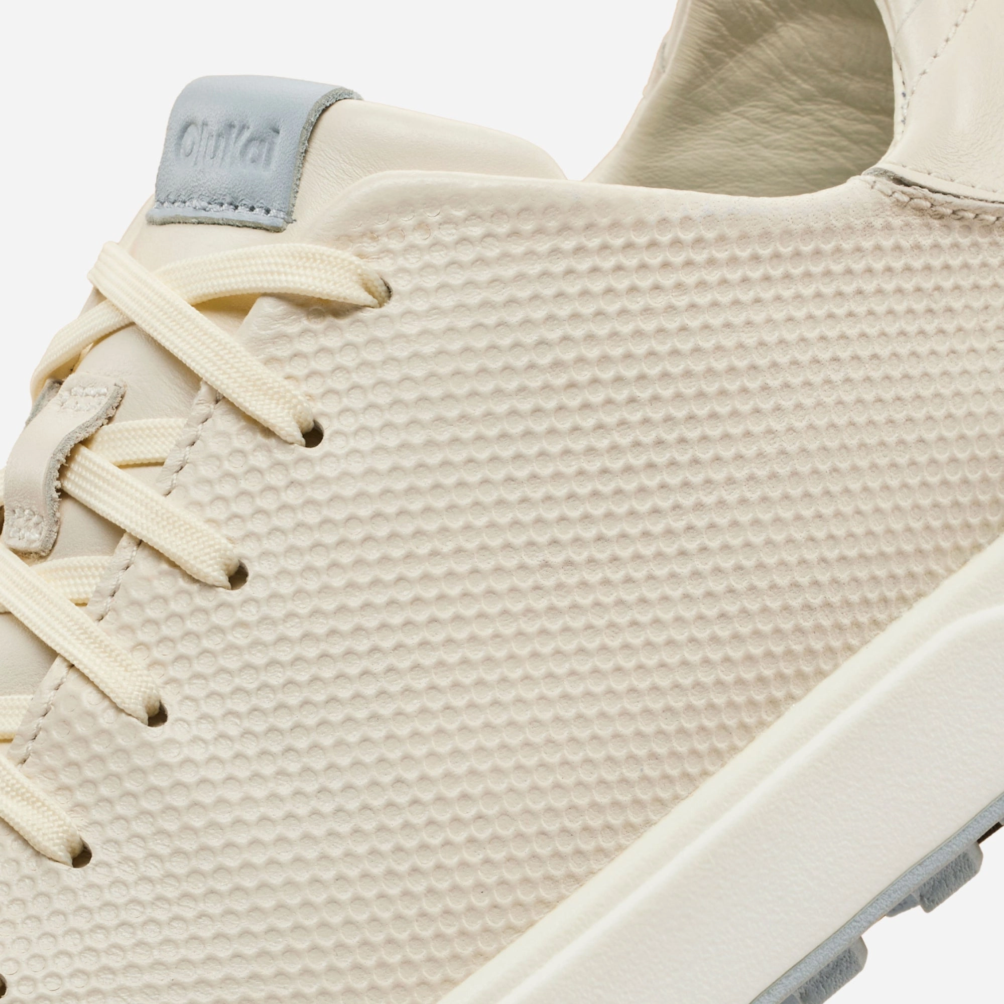 Contoured Footbed Wai??alae - White Sand / Blue Pearl