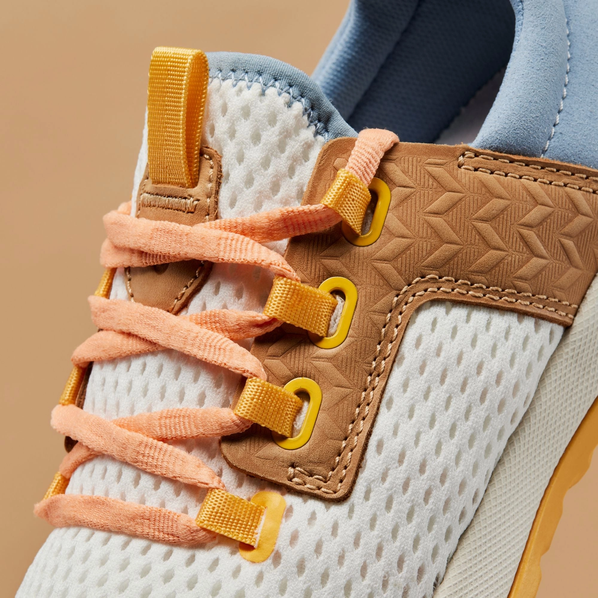 Easy Wear Wailuku - Bright White / Sea Ice