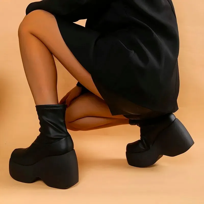 Wastaria Chunky Boots