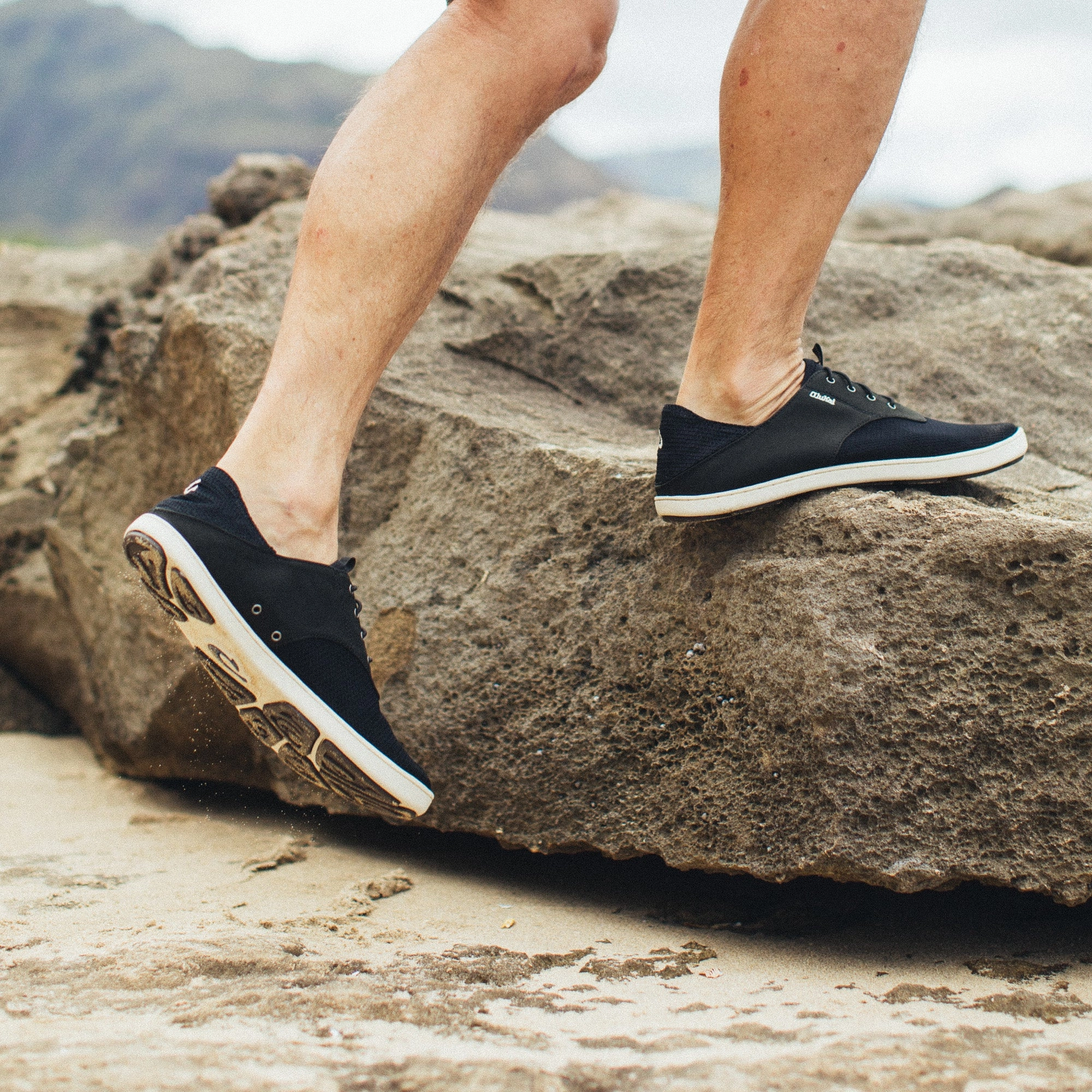 Flexible Fit Frequent Travelers Nohea Moku - Black