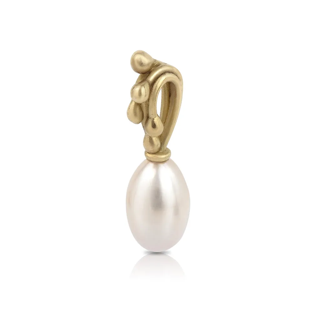 White Pearl Adorn Pendant