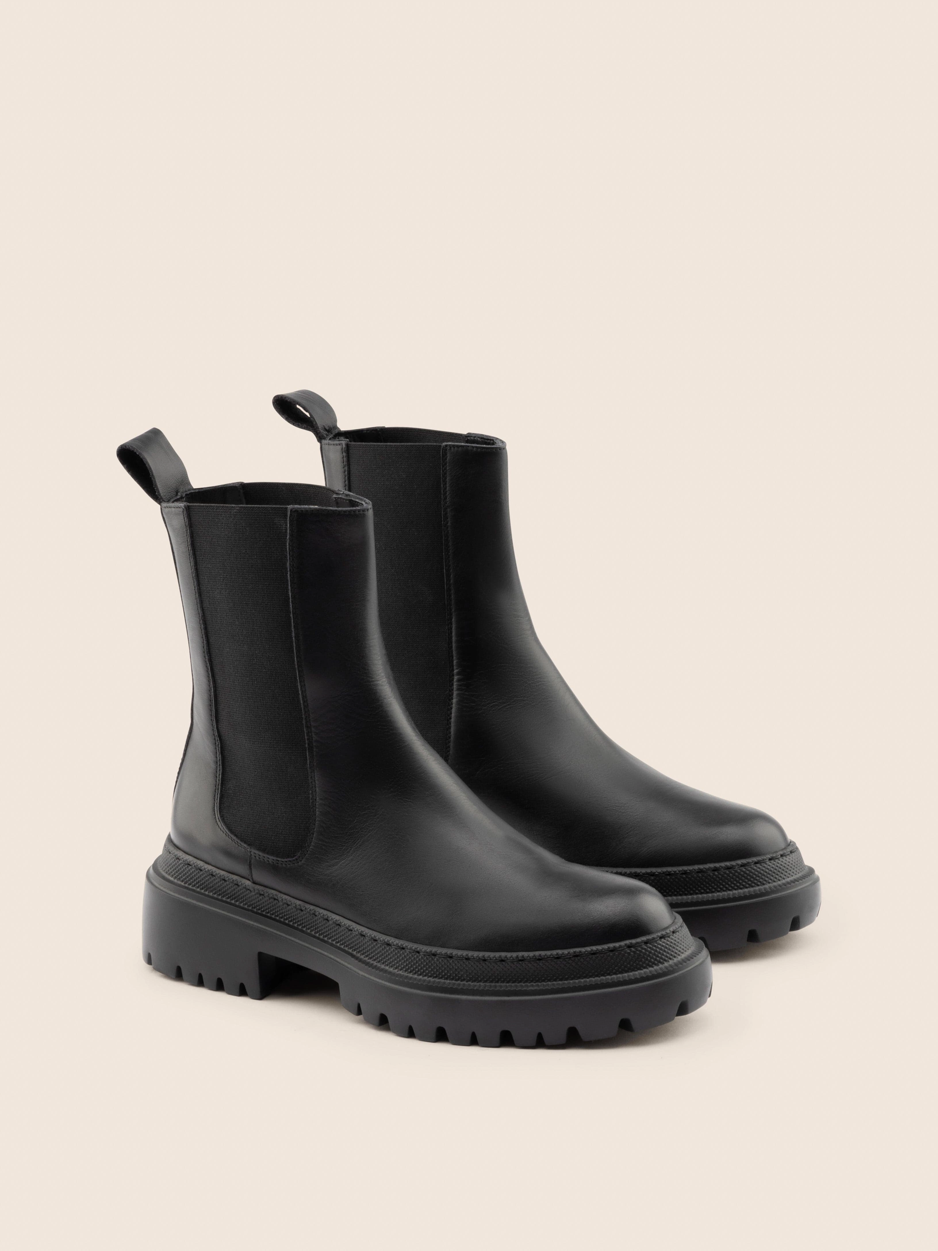 Reflective accents Corticella Black Leather Unlined Boot